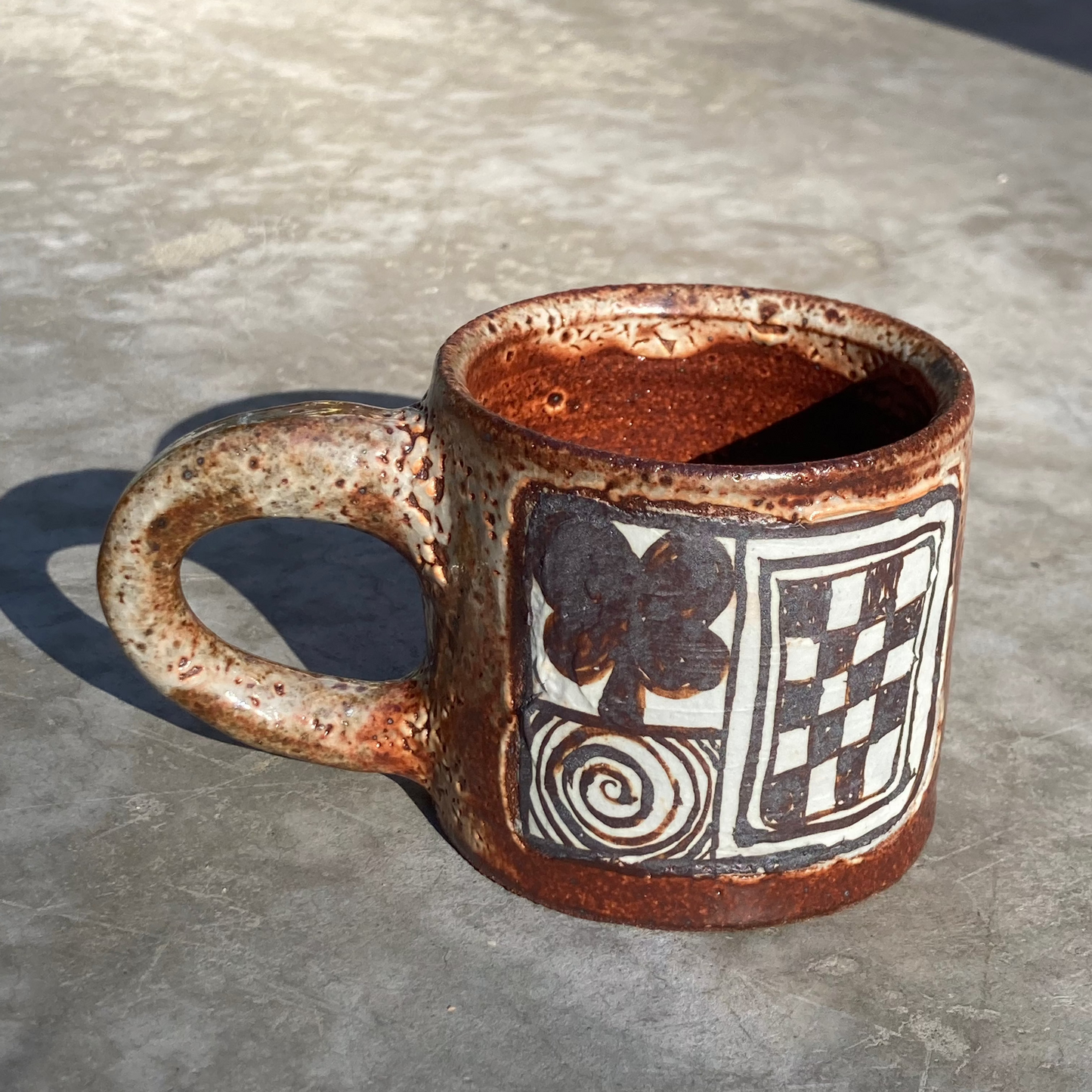 Make and decorate your own Mug Saturday July 5th 4pm-6pm